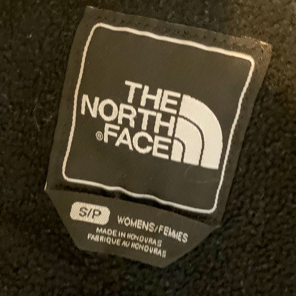 Black North Face - Picture 2 of 7